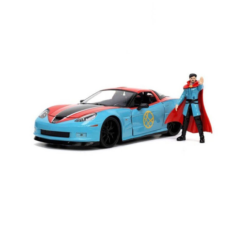 Doctor Strange et 2006 Chevrolet Corvette Z06 1:24 chelle