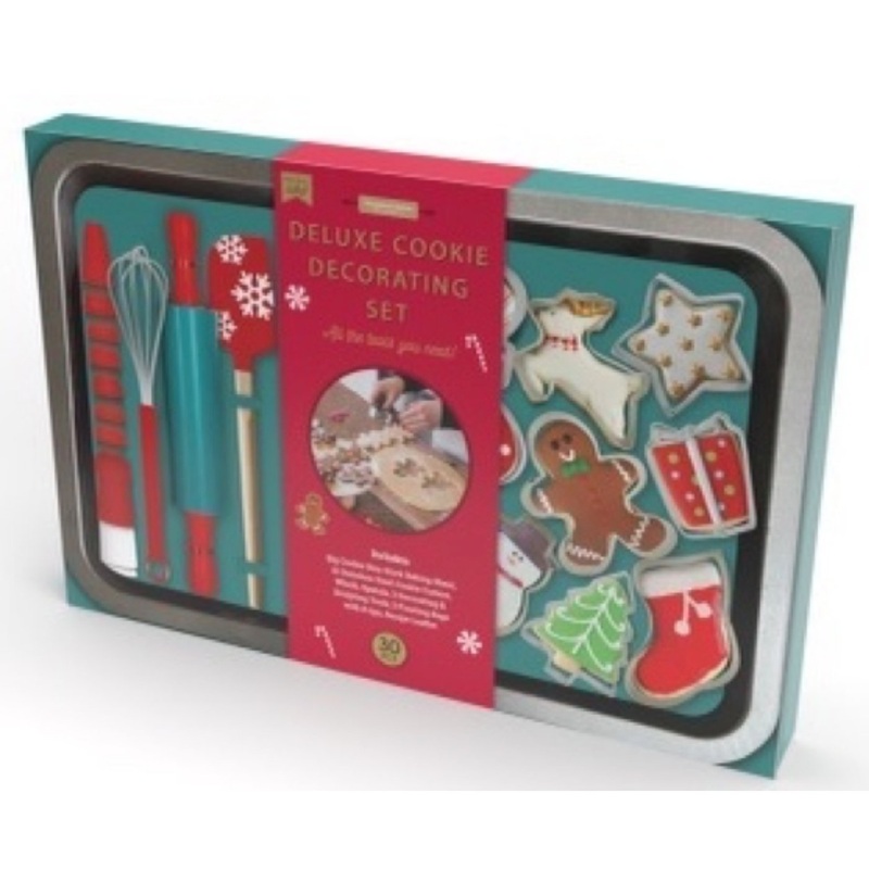 Winter Wonderland Deluxe Cookie Decorating Set