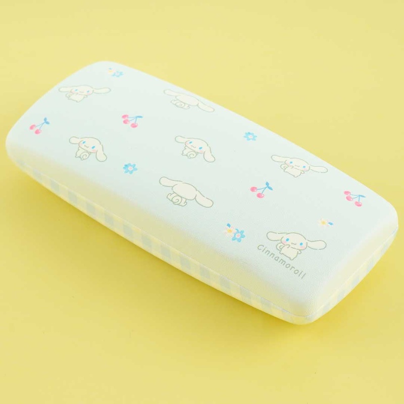 Cinnamoroll Cherry Love Eyeglass Hard Case