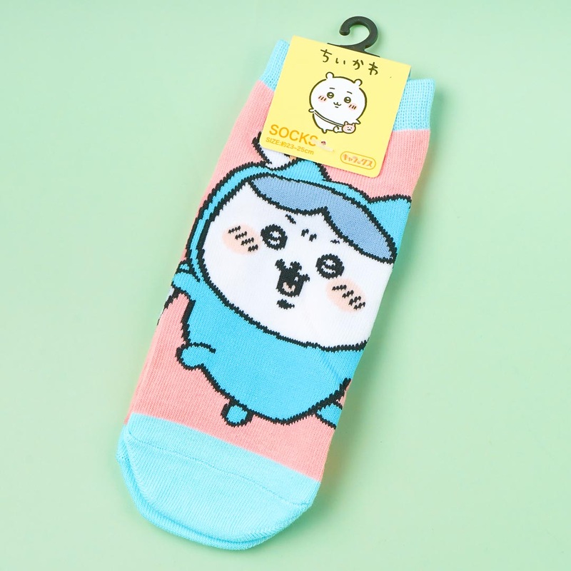 Chiikawa Blushing Hachiware Socks