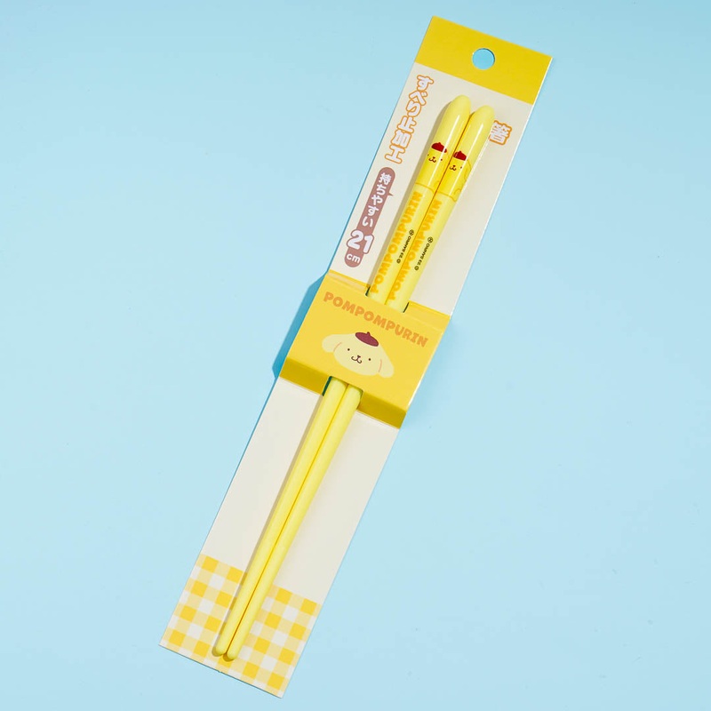 Pompompurin Sitting Chopsticks