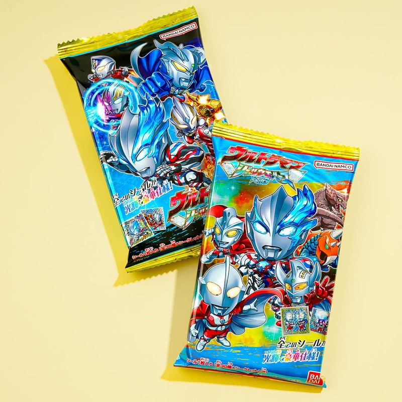 Ultraman Cocoa Wafer With Collectible Sticker