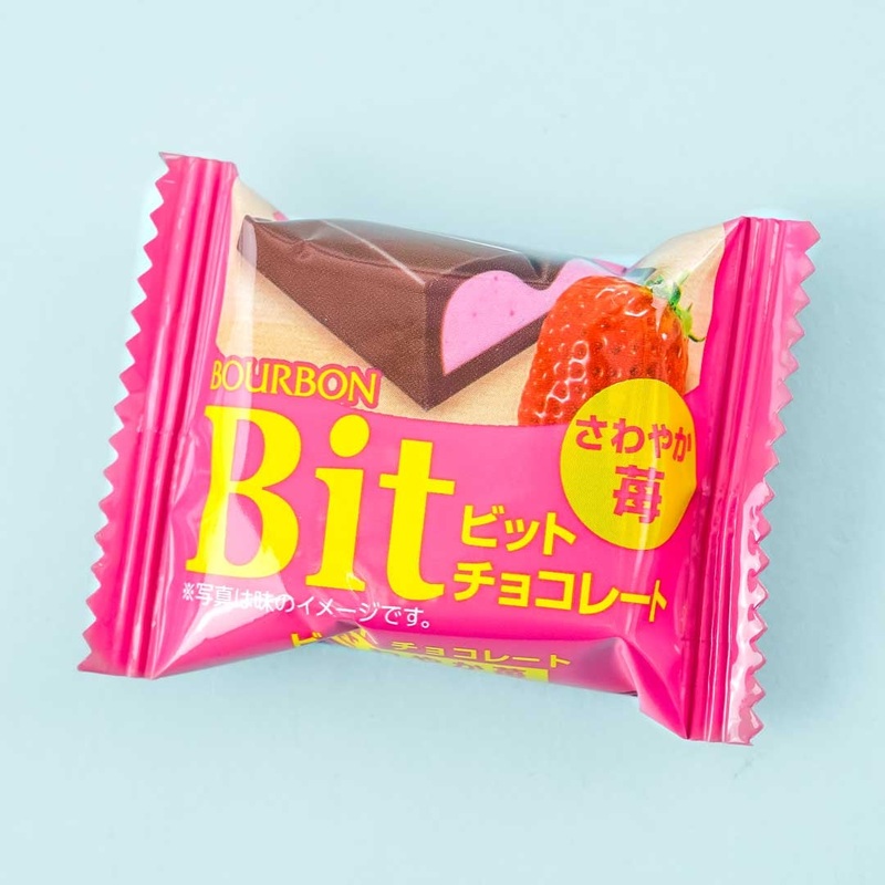 Bourbon Bit Crunch Chocolate - Strawberry