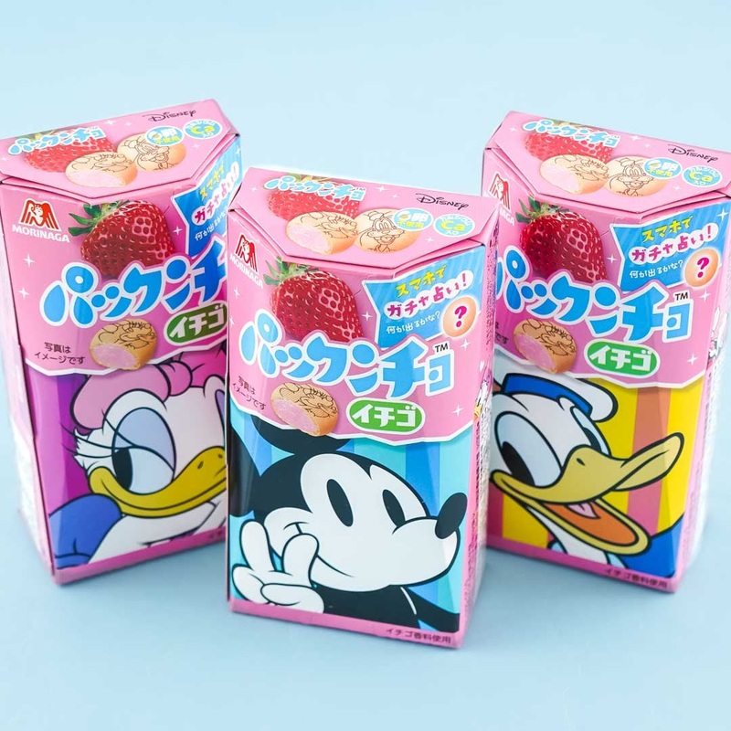 Disney Characters Pakkuncho Strawberry Choco-Filled Snacks