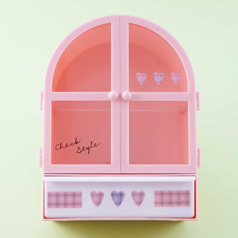 Checkered Hearts Closet Chest