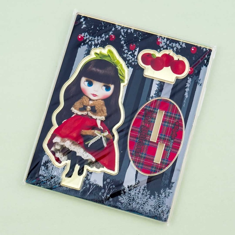 Blythe 20th Anniversary Acrylic Stage - Red Delicious