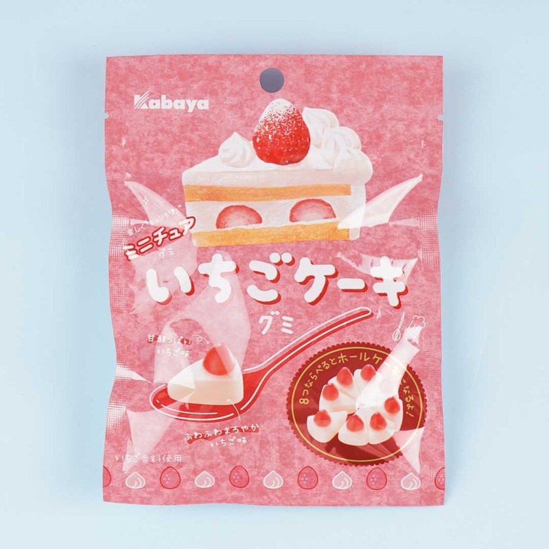 Kabaya Strawberry Cake Gummy Candy