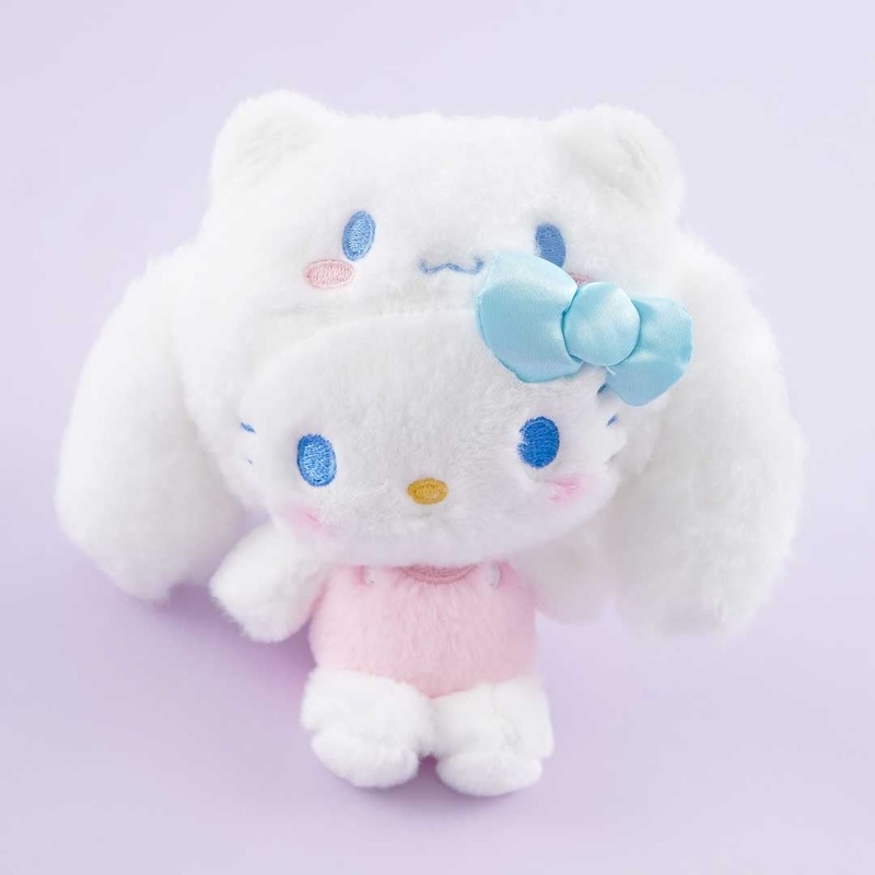 Cinnamoroll 20th Anniversary Plushie - Hello Kitty / Medium