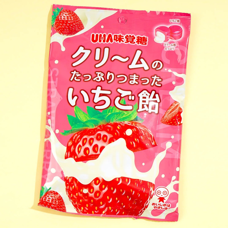 UHA Mikakuto Cream-Filled Strawberry Candy
