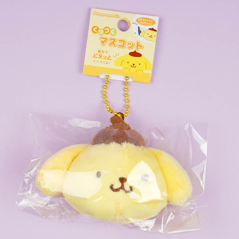 Pompompurin Wink Cheek To Cheek Magnet Plushie Charm