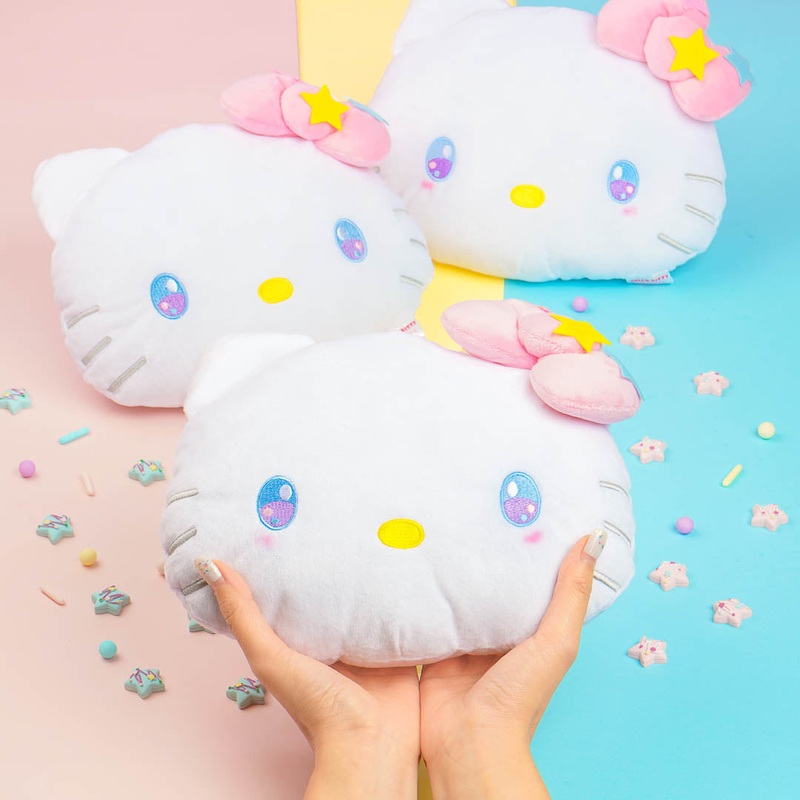 Hello Kitty Puroland Plushie - Medium