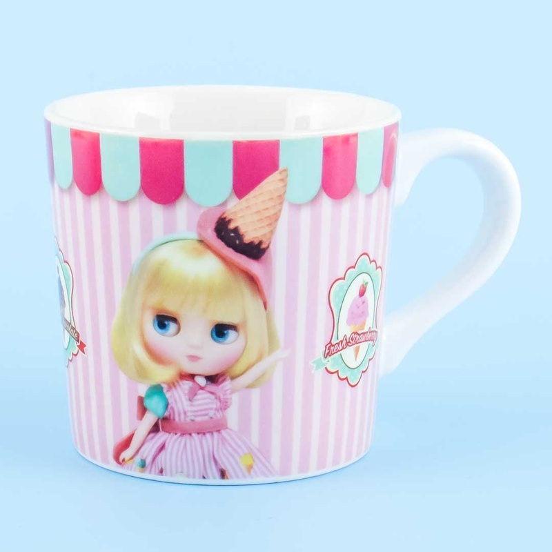Blythe Smiley Waffle Mug